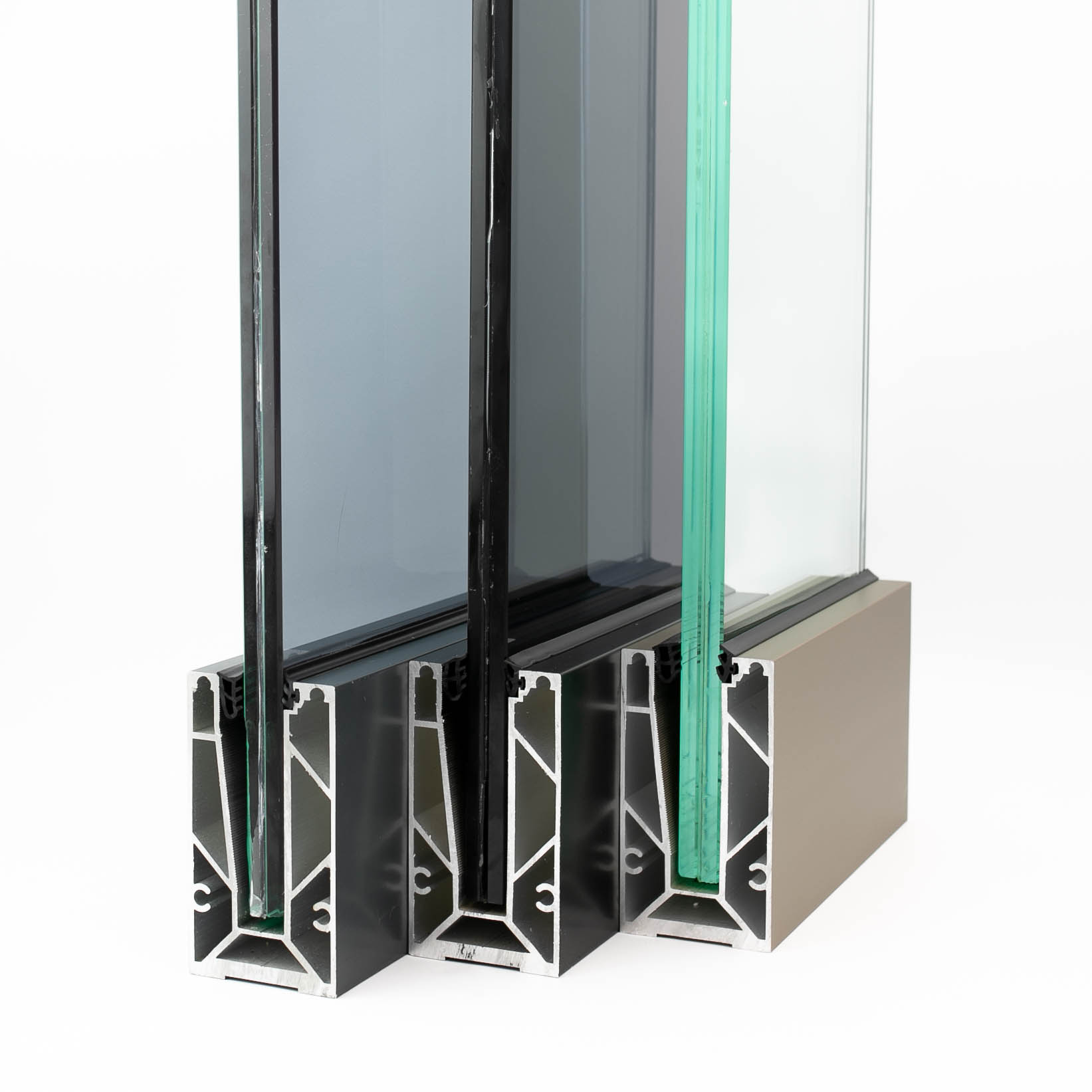 Sistem balustradă sticlă M500 aplicat | Aluminiu eloxat interior exterior